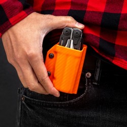 Clip & Carry Etui Kydex pour pince Leatherman Surge - Fibre Carbone Orange - Image 3