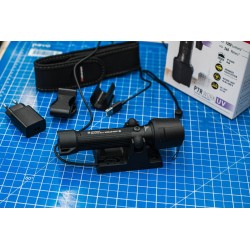 LEDLENSER Lampe de poche rechargeable P7r Work - Fonction UV - 1200 lumen ip68 - Focus lumière naturelle lumière - UV - Image 6
