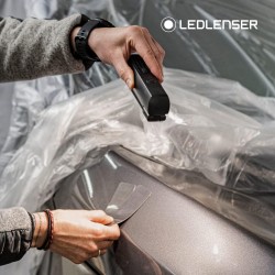 LEDLENSER Lampe de travail rechargeable W7R work 600 lumen ip54 - aimant 180° dépliant 270° rotation - Image 4